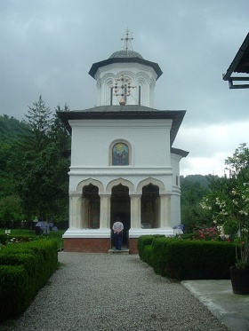 Biserica Mănăstirii Surpatele